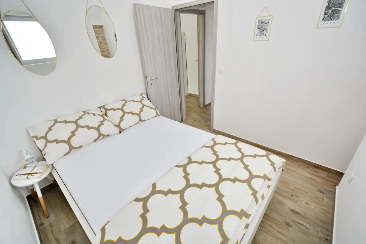Holiday Home Paulin Obrovac