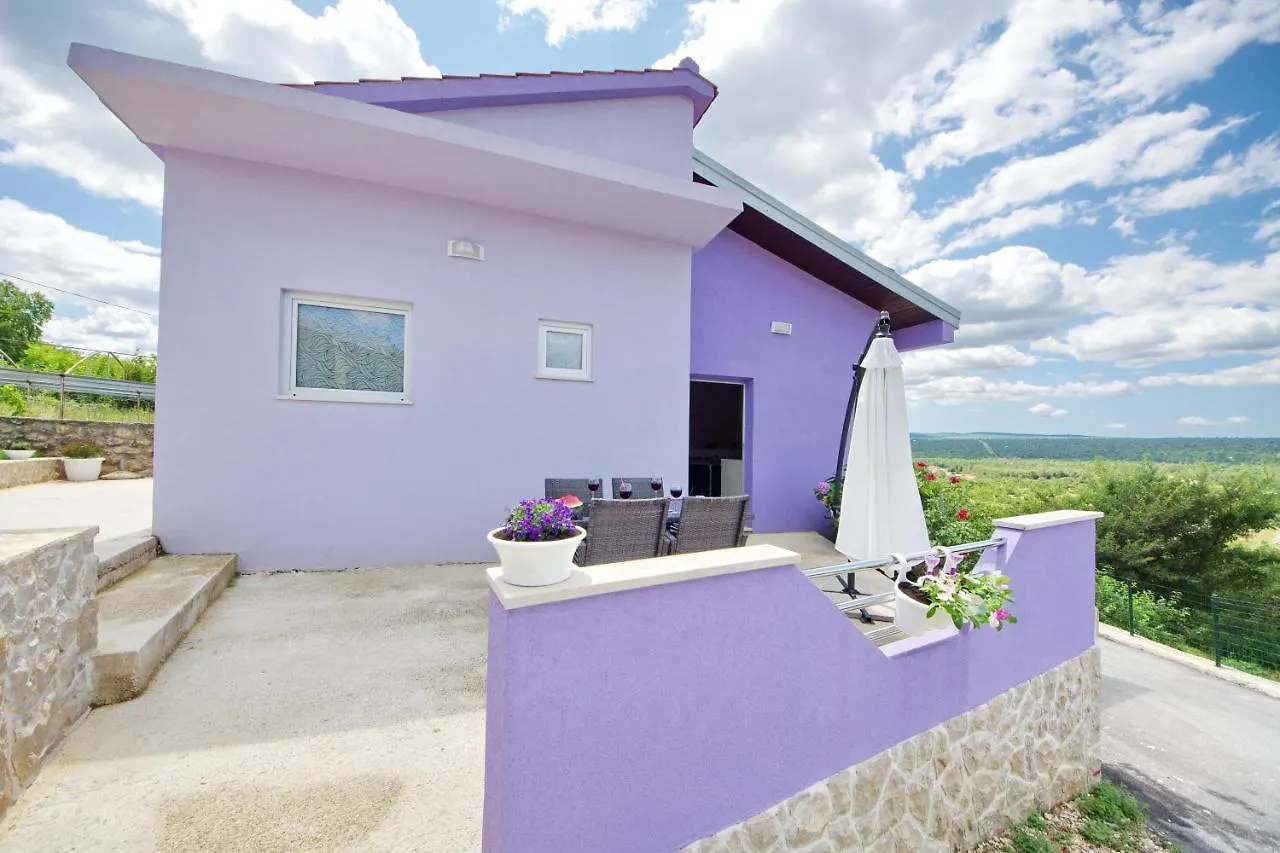 Holiday Home Paulin Obrovac 0*,
