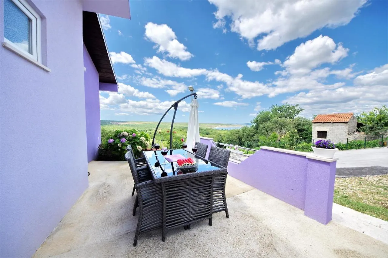 Holiday Home Paulin Obrovac