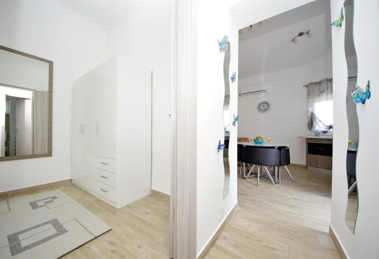 Holiday Home Paulin Obrovac 0*,  Croatia